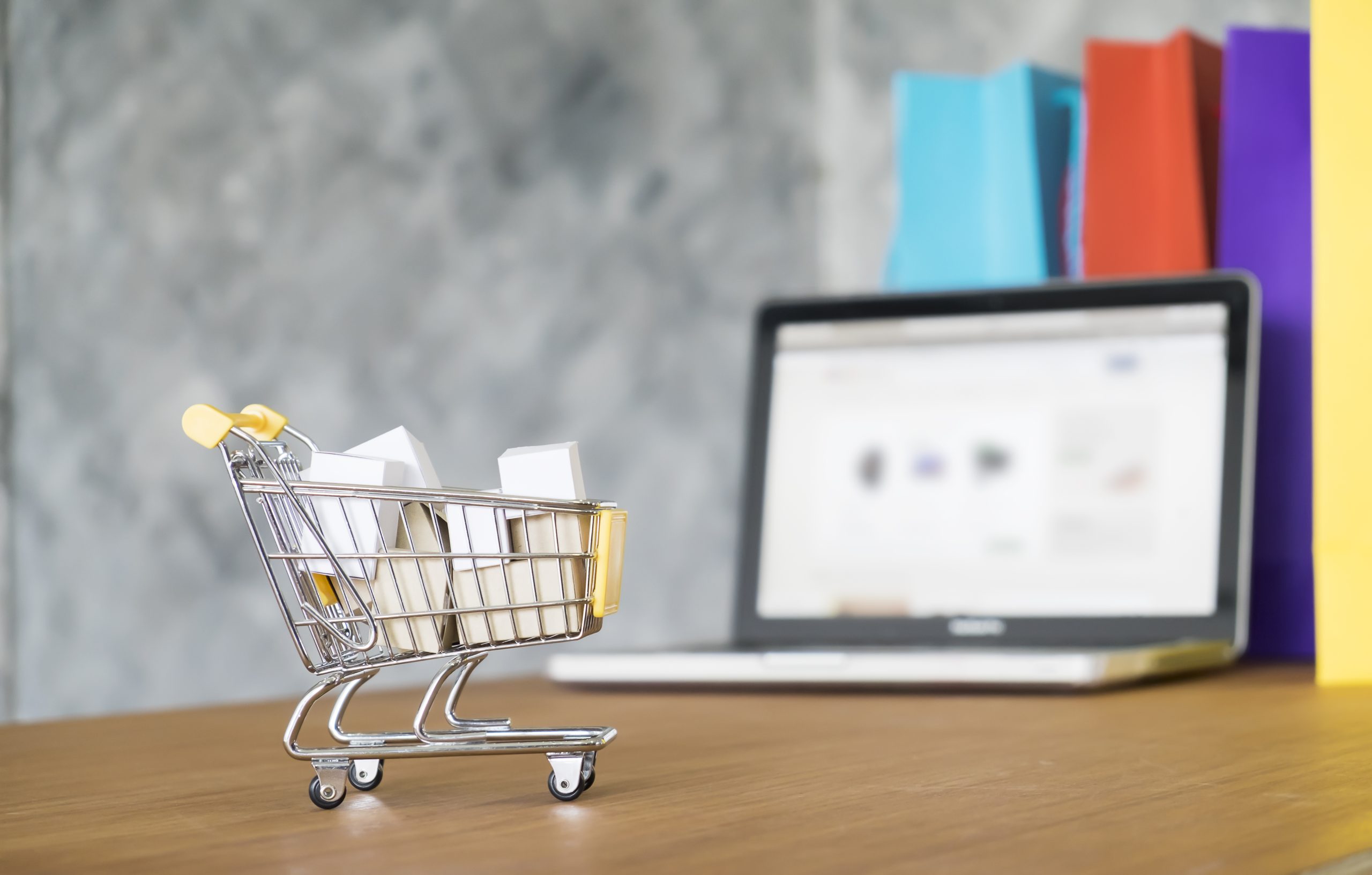 Start a dropshipping business on Shopify. What to know