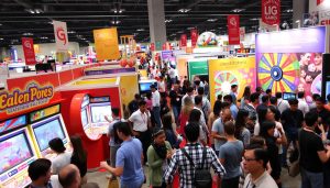 Top 5 Interactive Games to Make Your Tradeshow Booth Irresistible